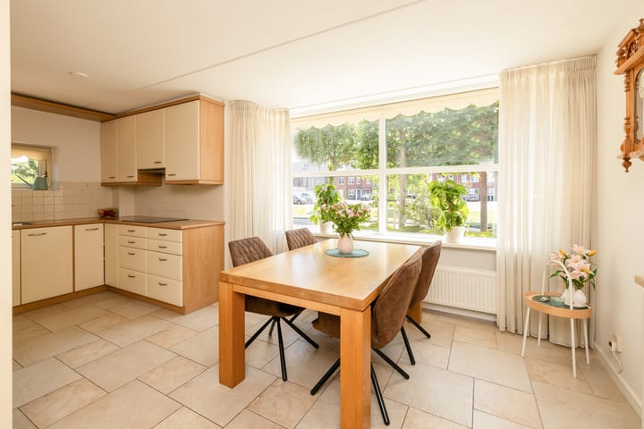 Foto 14 van Voomberghlaan 7