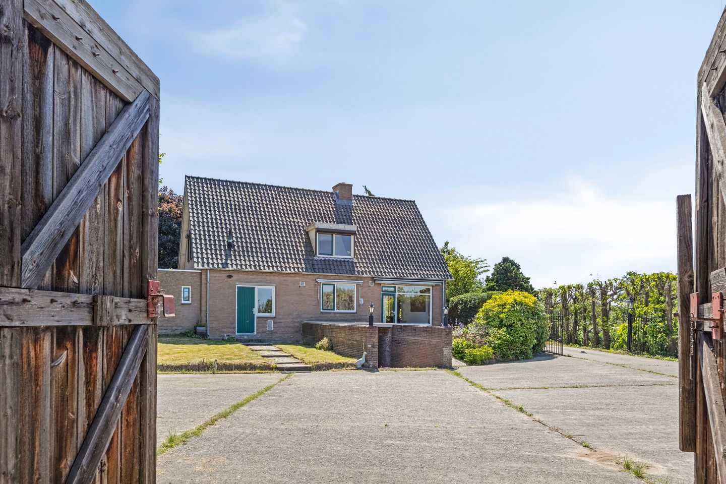 Photo 49 of Botsestraat 11