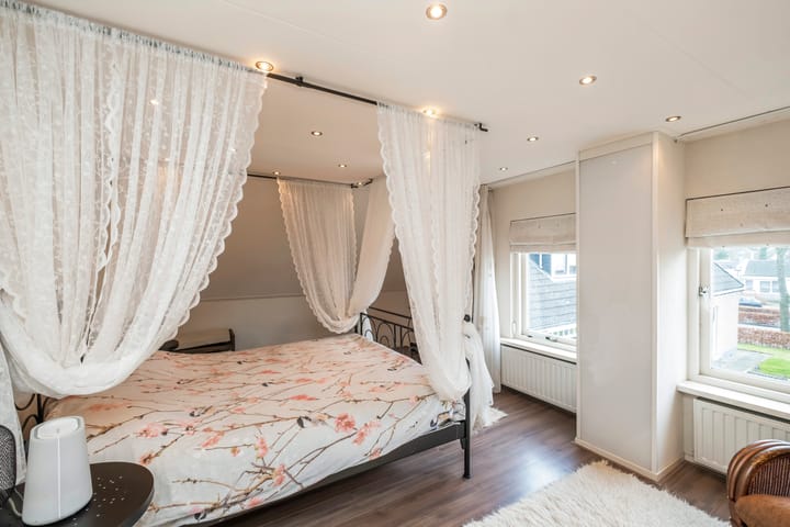 Foto 27 van Molenstraat 4