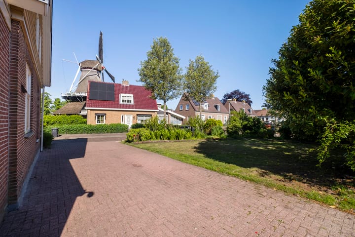 Foto 68 van Molenstraat 4