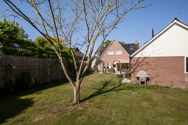 Foto 59 van Molenstraat 4