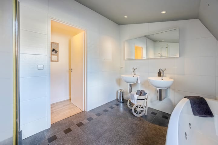 Foto 21 van Middelweg 118