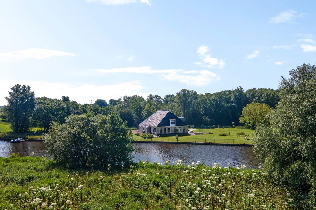 Foto 2 van Oudeschouw 8