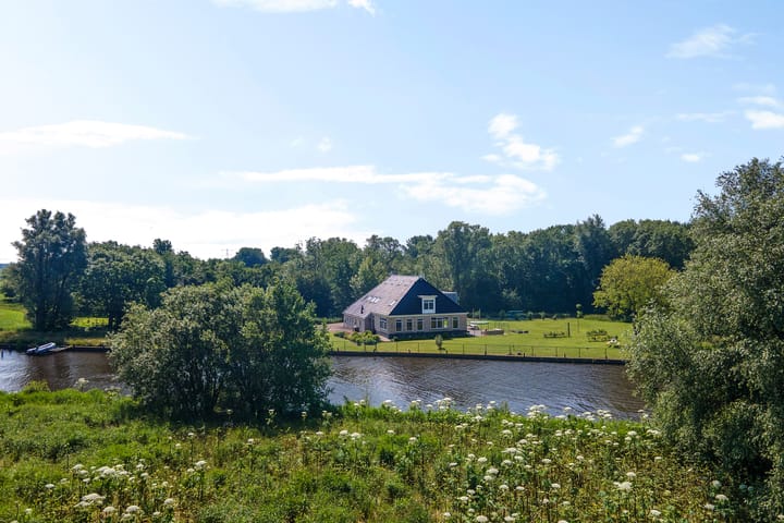 Foto 2 van Oudeschouw 8