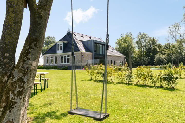 Foto 3 van Oudeschouw 8