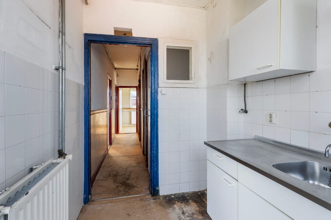 Photo 13 of Sint Liduinastraat 92-B