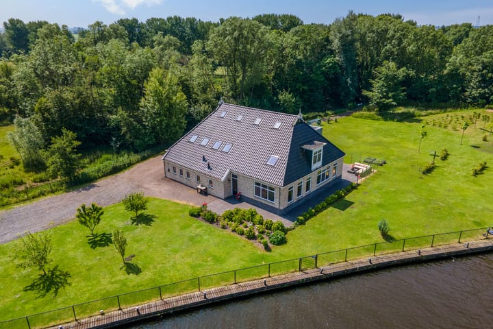 Foto 4 van Oudeschouw 8