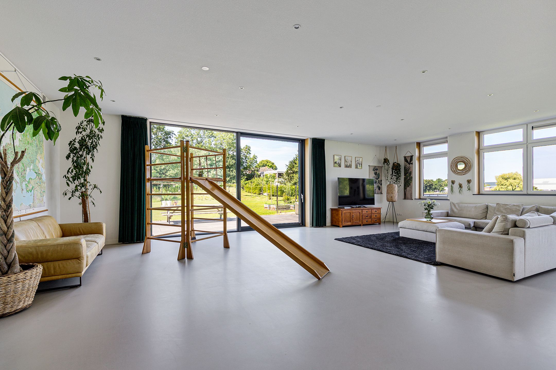 Foto 12 van Oudeschouw 8