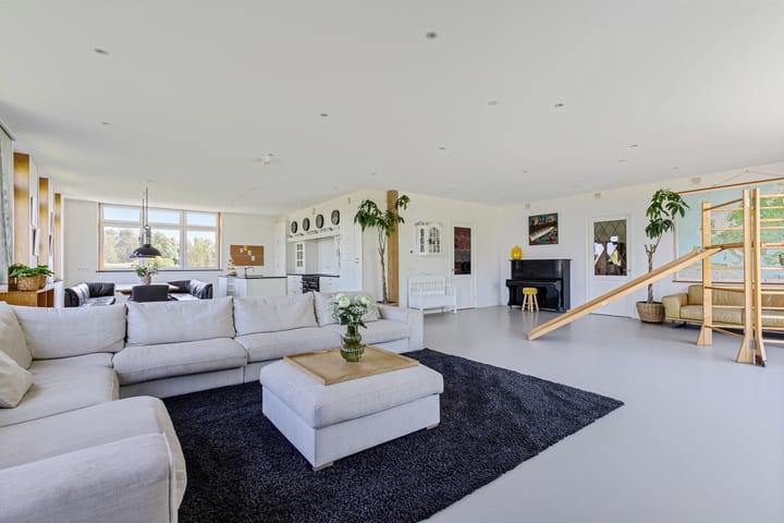 Foto 15 van Oudeschouw 8