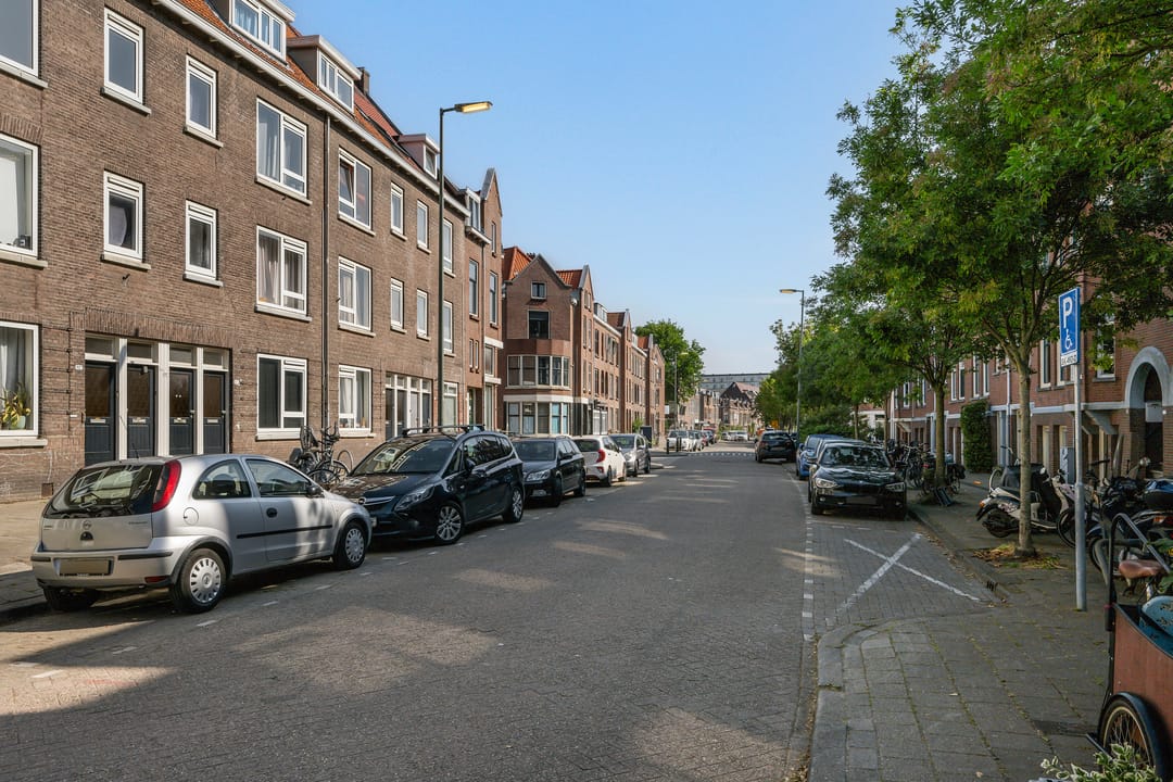 Photo 31 of Sint Liduinastraat 92-B