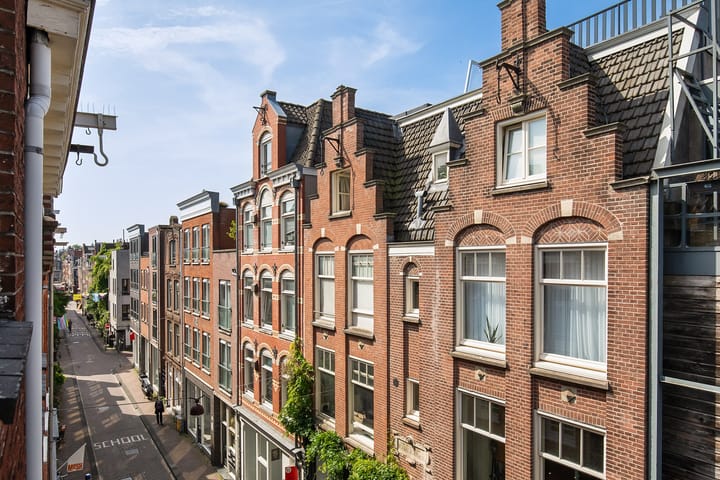 Foto 19 van Hazenstraat 15-3