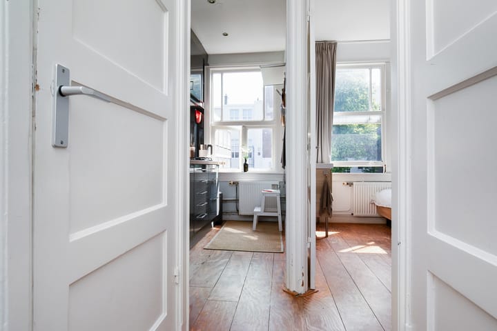 Foto 21 van Hazenstraat 15-3