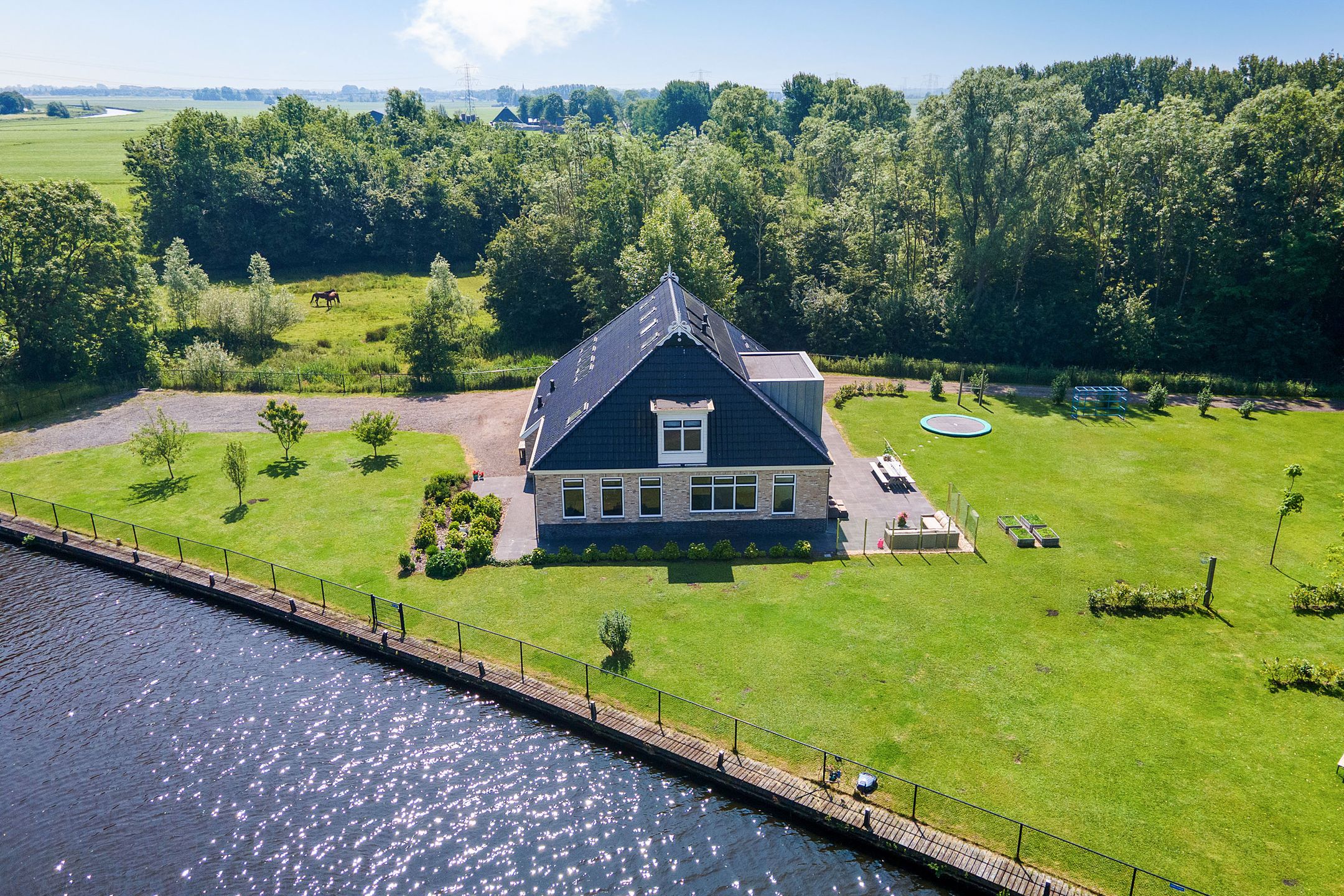 Foto 63 van Oudeschouw 8