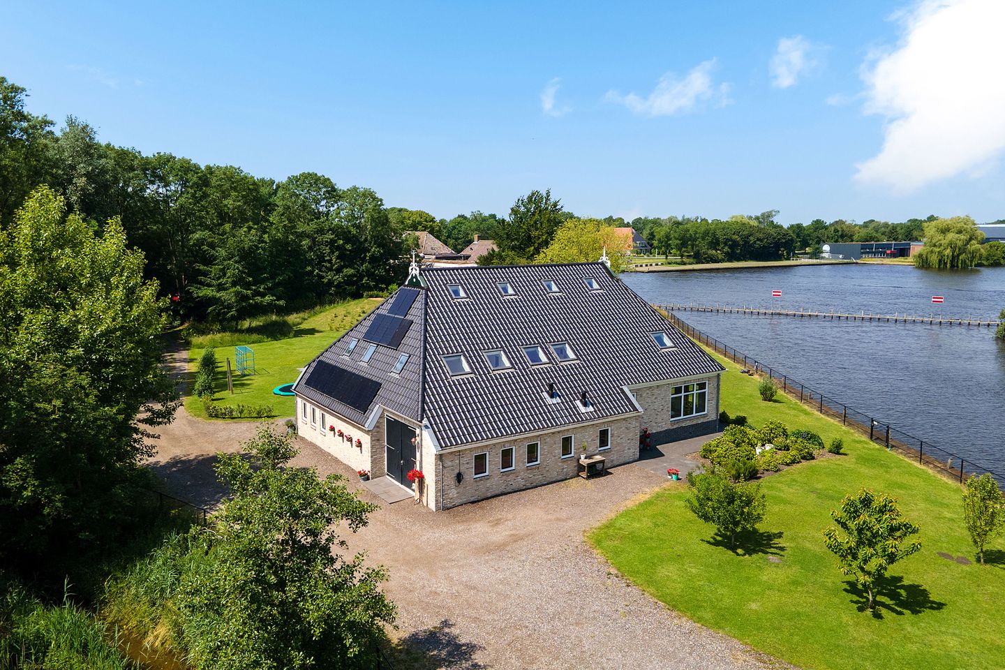 Foto 64 van Oudeschouw 8