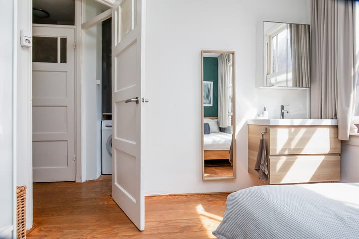 Foto 28 van Hazenstraat 15-3