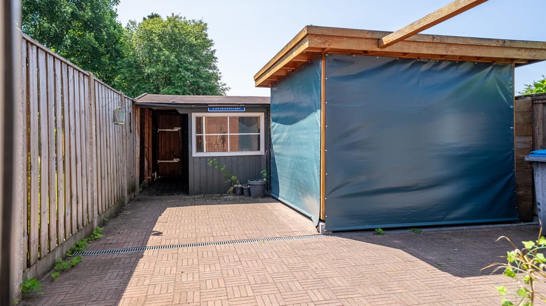 Photo 11 of Beekstraat 35