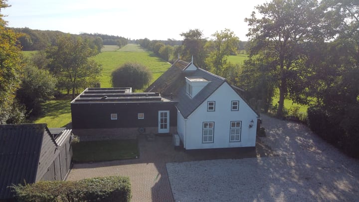 Photo 4 of Zuiderhoeksweg 8