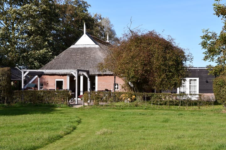 Photo 16 of Zuiderhoeksweg 8