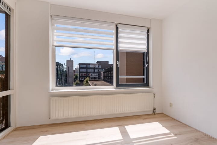 Foto 10 van Timpaanstraat 52