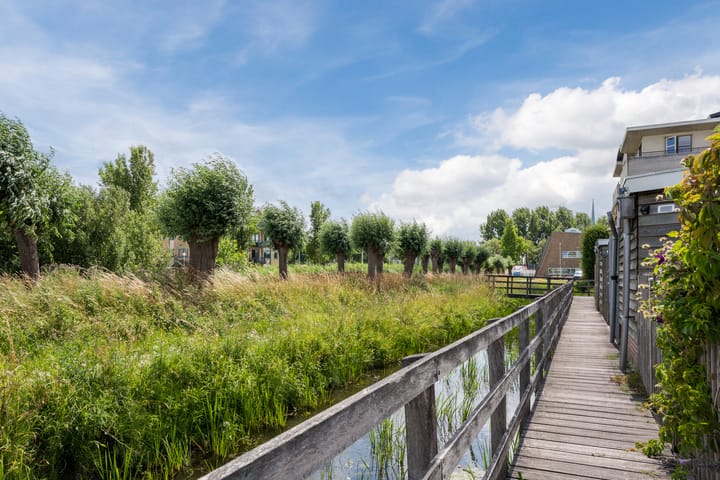 Foto 42 van Marga Klompéstraat 24