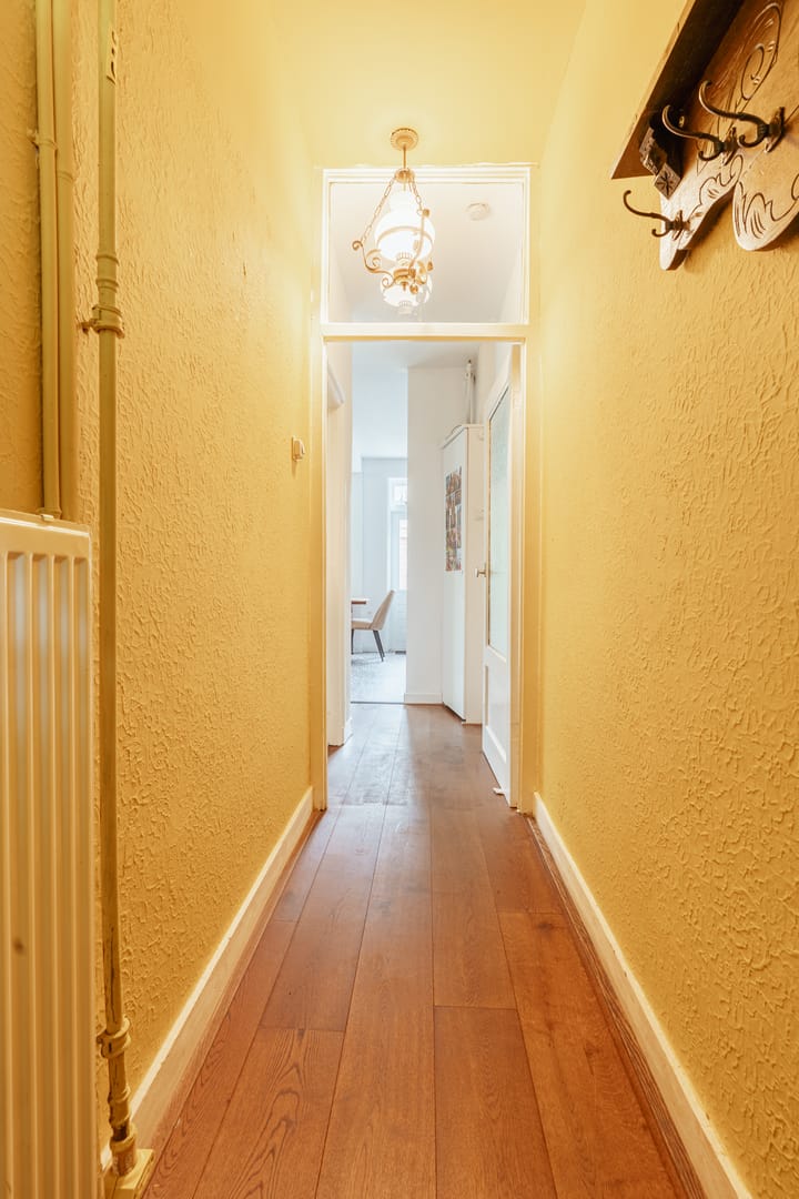 Photo 5 of Veeteeltstraat 12-A