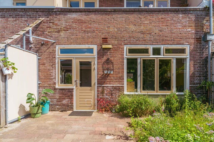 Photo 26 of Veeteeltstraat 12-A