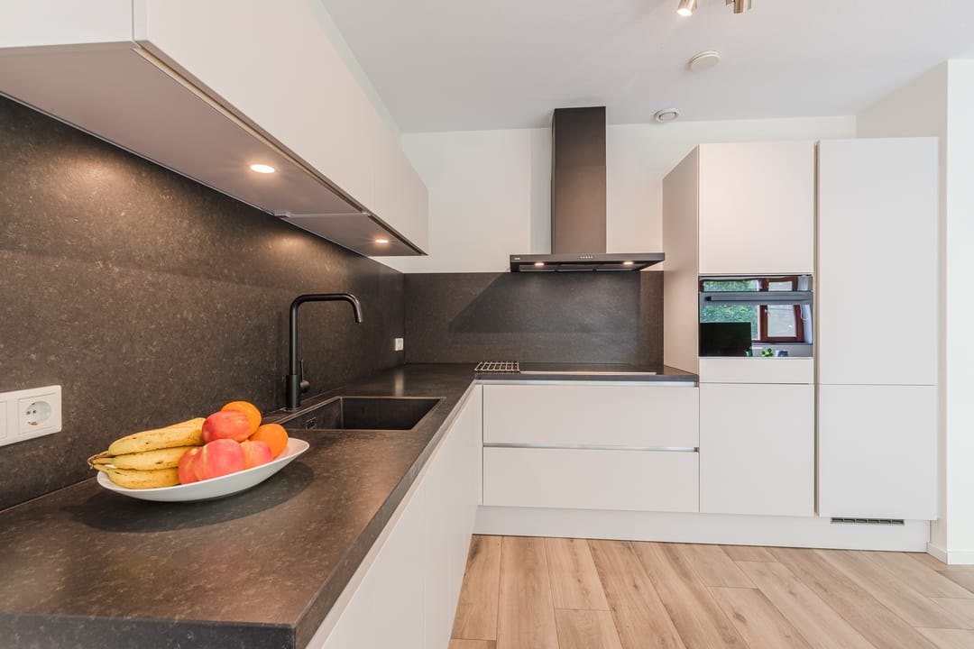 Photo 11 of Beverweg 117