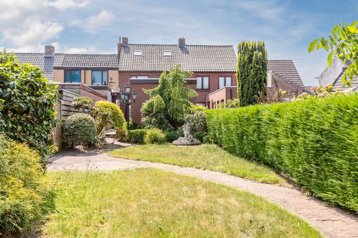 Foto 3 van Koningin Wilhelminastr 16