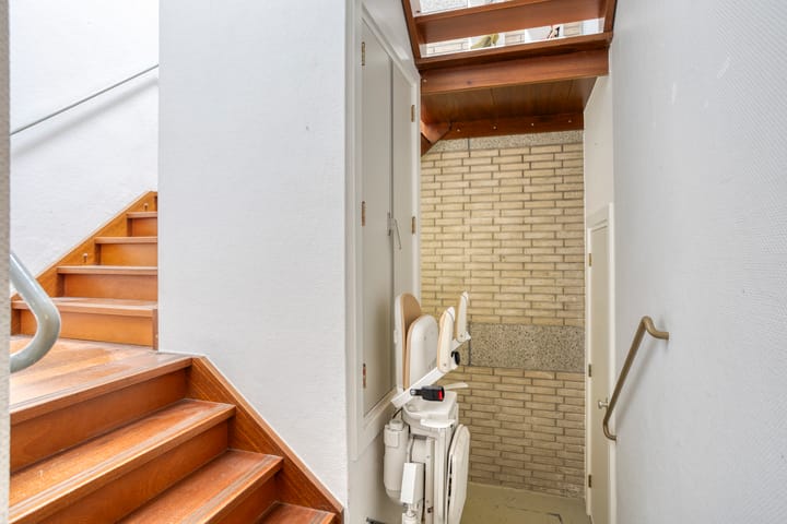 Foto 7 van Kerkplein 2