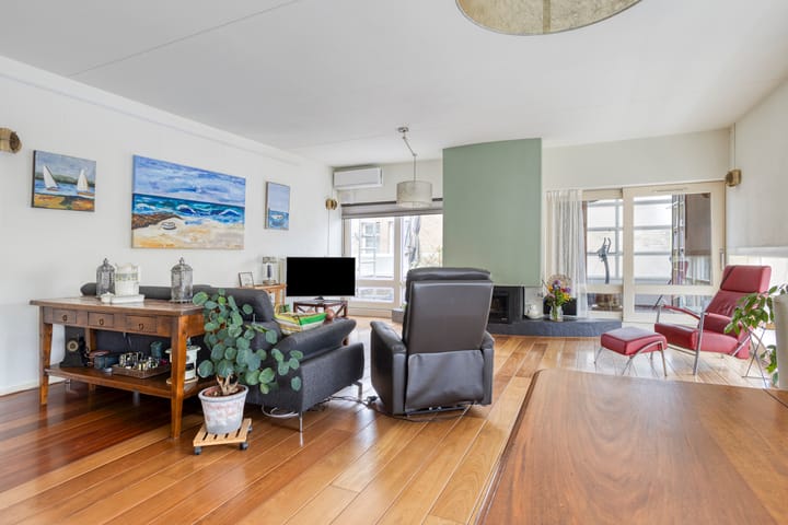 Foto 13 van Kerkplein 2