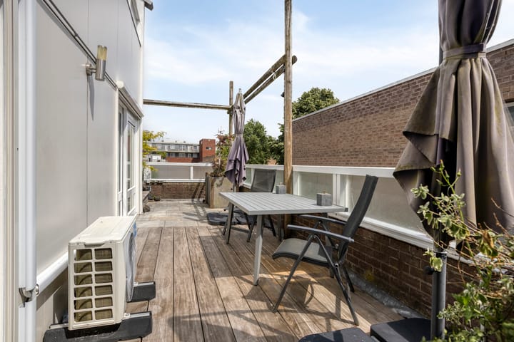 Foto 24 van Kerkplein 2