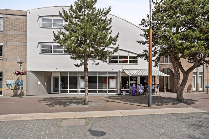 Foto 38 van Kerkplein 2