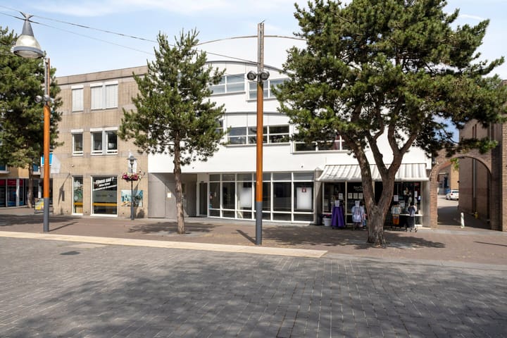 Foto 39 van Kerkplein 2