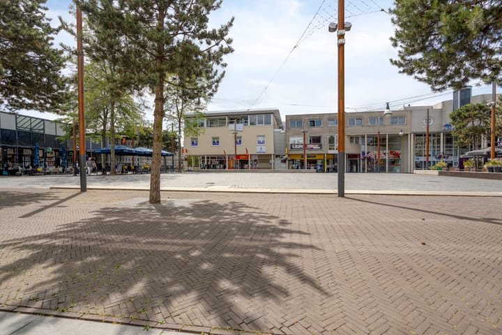 Foto 41 van Kerkplein 2