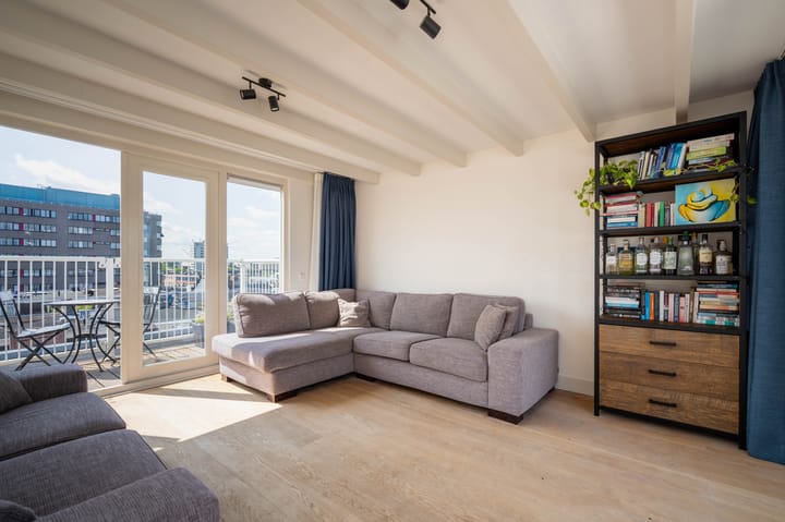 Foto 1 van Tilanusstraat 77-5