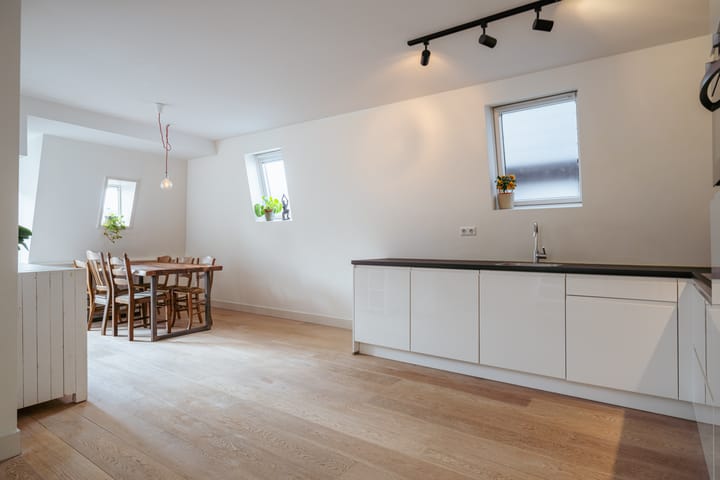 Foto 9 van Tilanusstraat 77-5