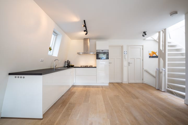 Foto 20 van Tilanusstraat 77-5