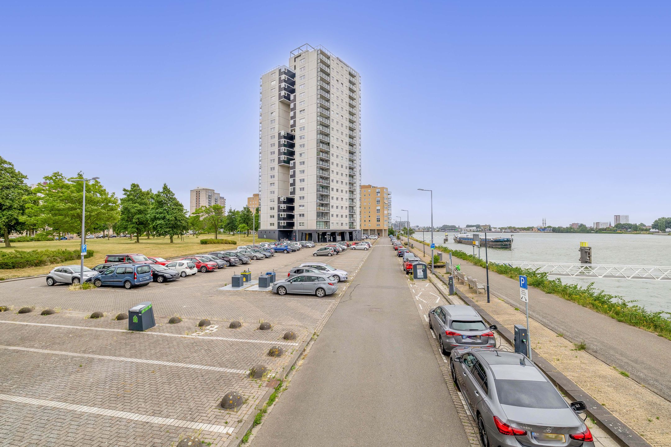 Foto 24 van Buitenbassinweg 356