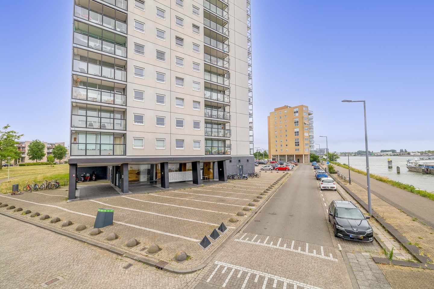 Foto 25 van Buitenbassinweg 356