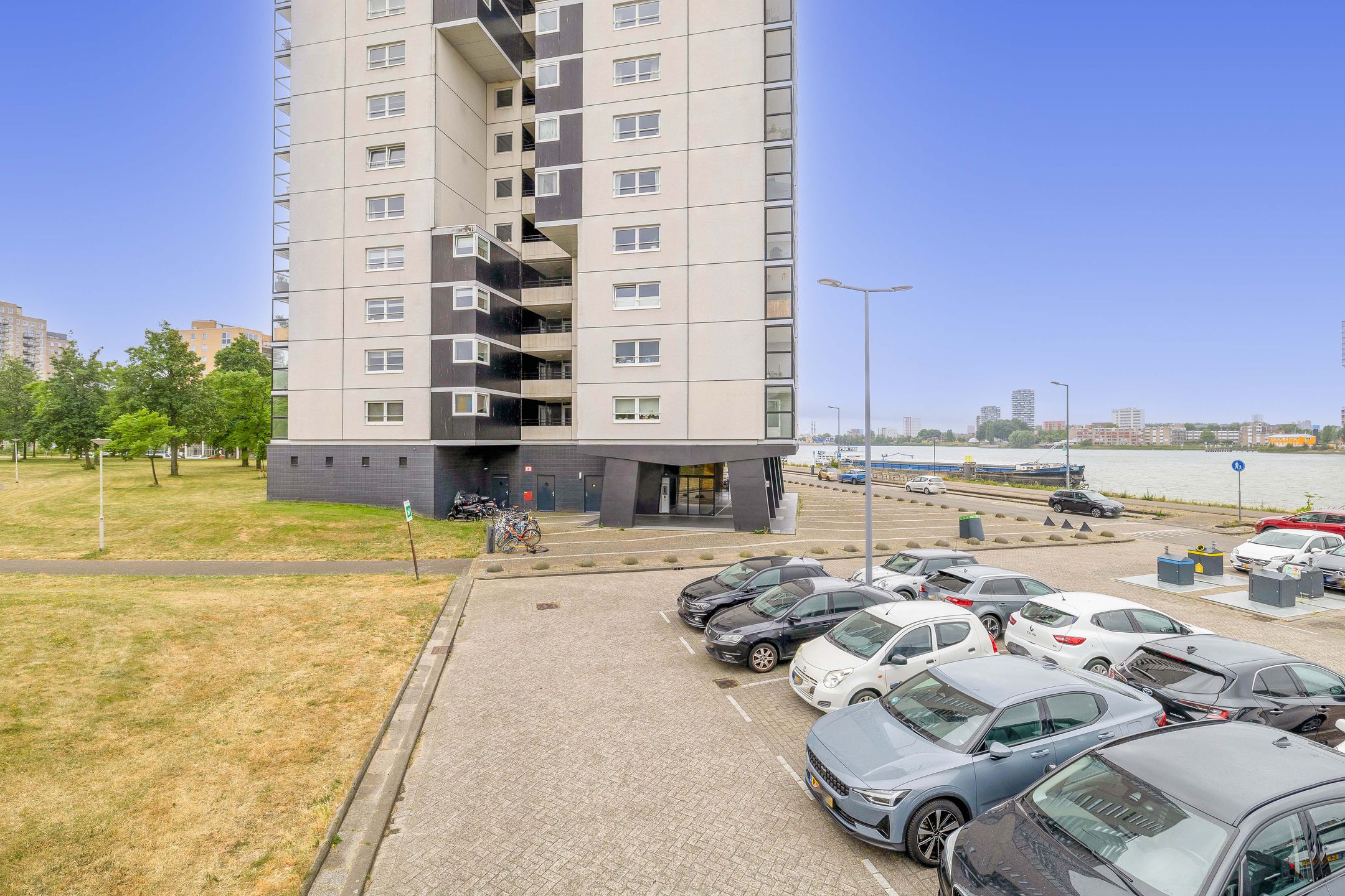 Foto 27 van Buitenbassinweg 356