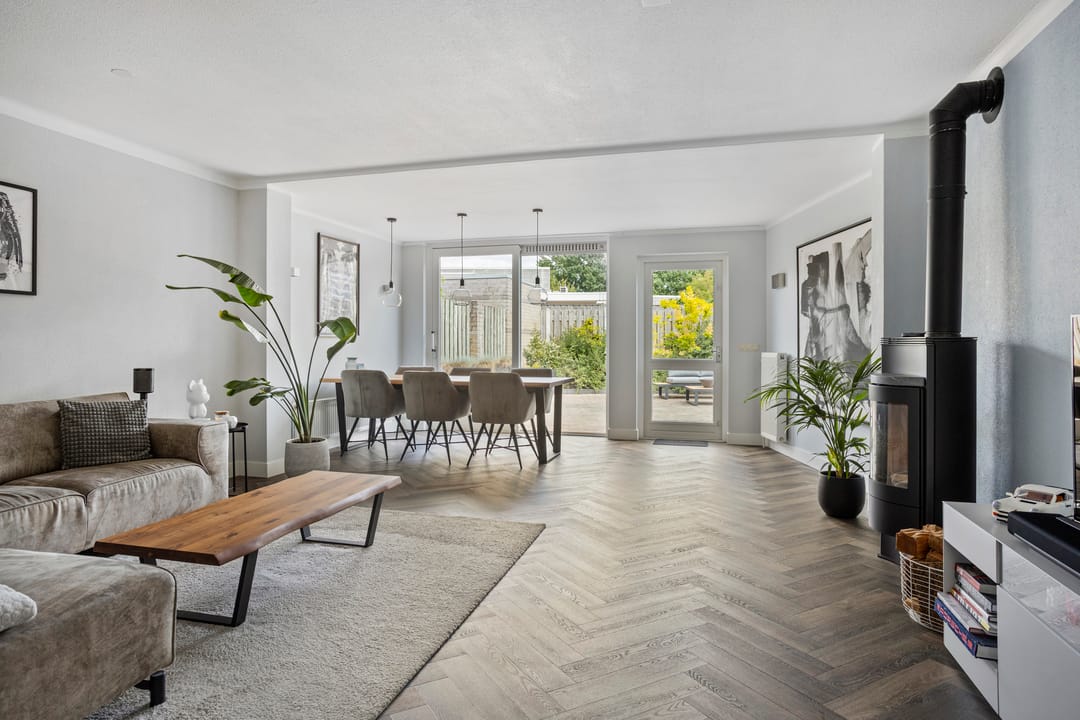 Photo 2 of Boommarter 27