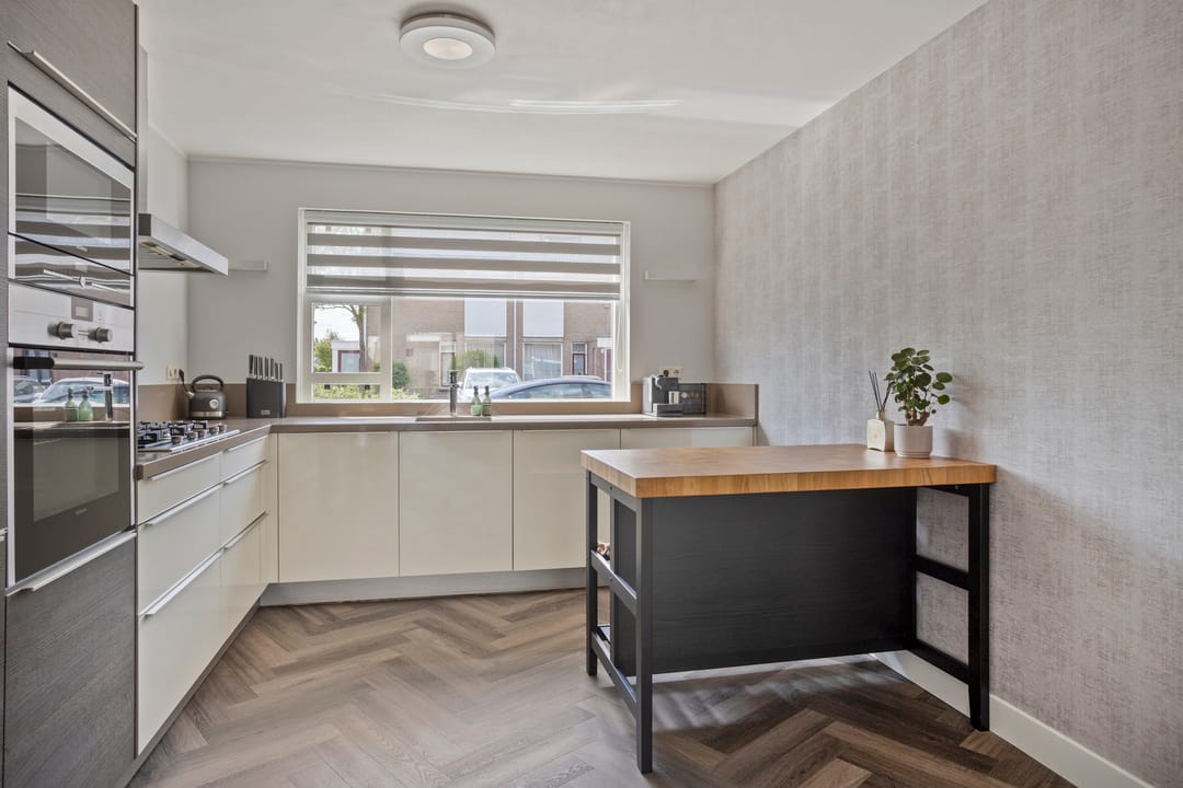 Photo 13 of Boommarter 27