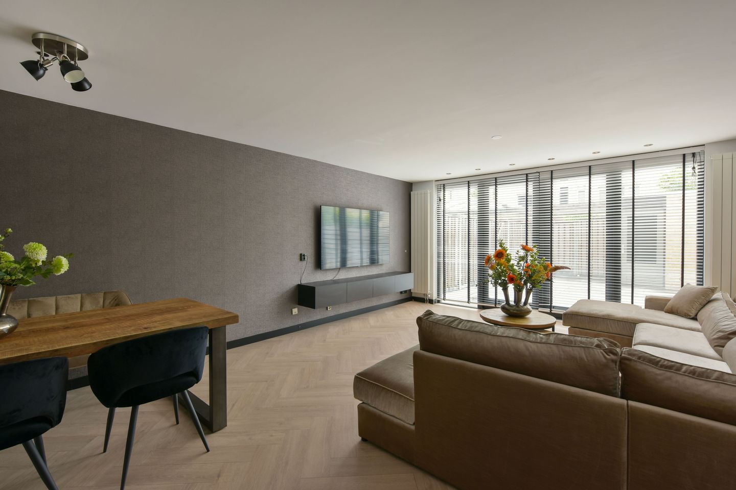 Foto 5 van Breitnerhof 154