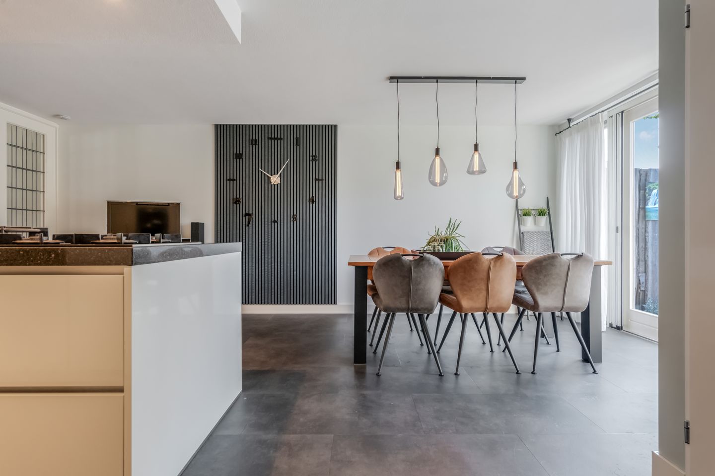 Foto 20 van Dissel 34