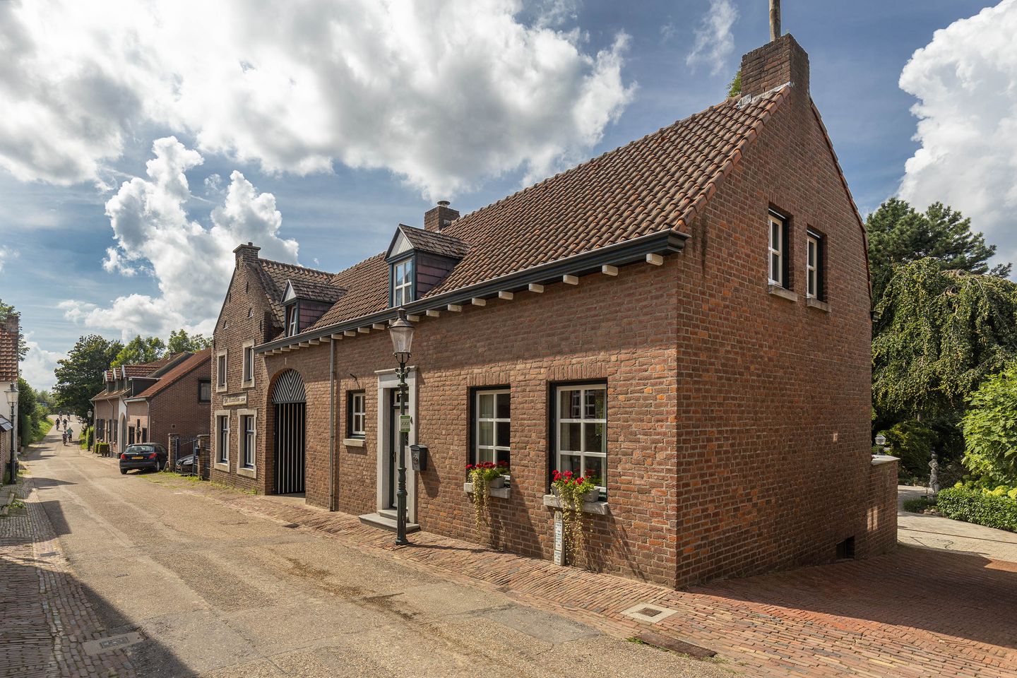 Foto 10 van Beekstraat 4