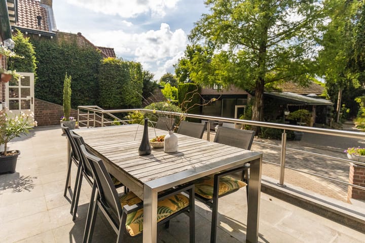 Foto 44 van Beekstraat 4