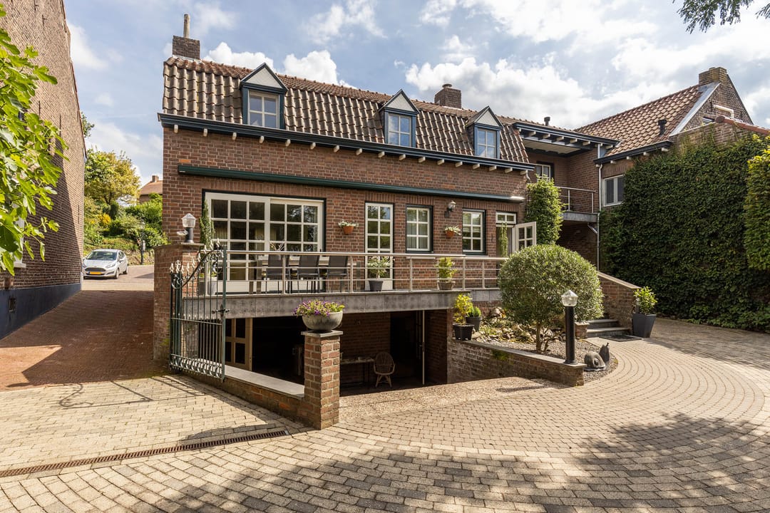 Foto 61 van Beekstraat 4