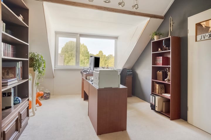 Foto 19 van Staringstraat 147