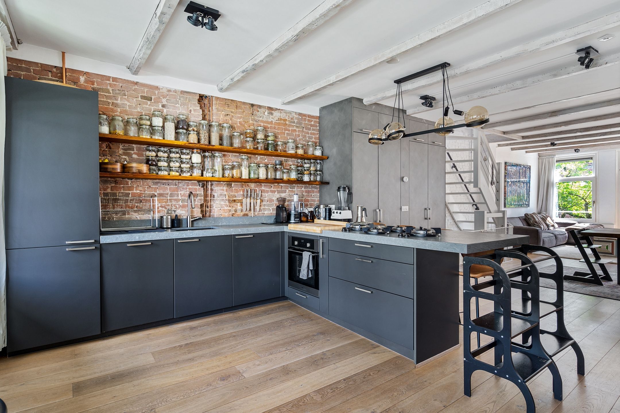 Foto 6 van Wilhelminastraat 48-3