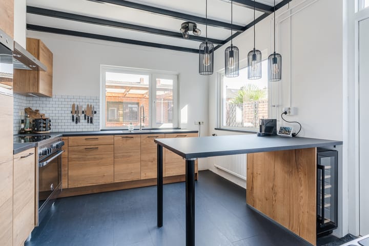 Foto 13 van Sinte Lucijweg 4